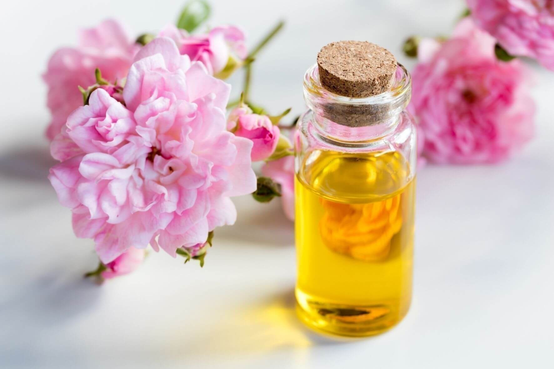 Olio di rosa